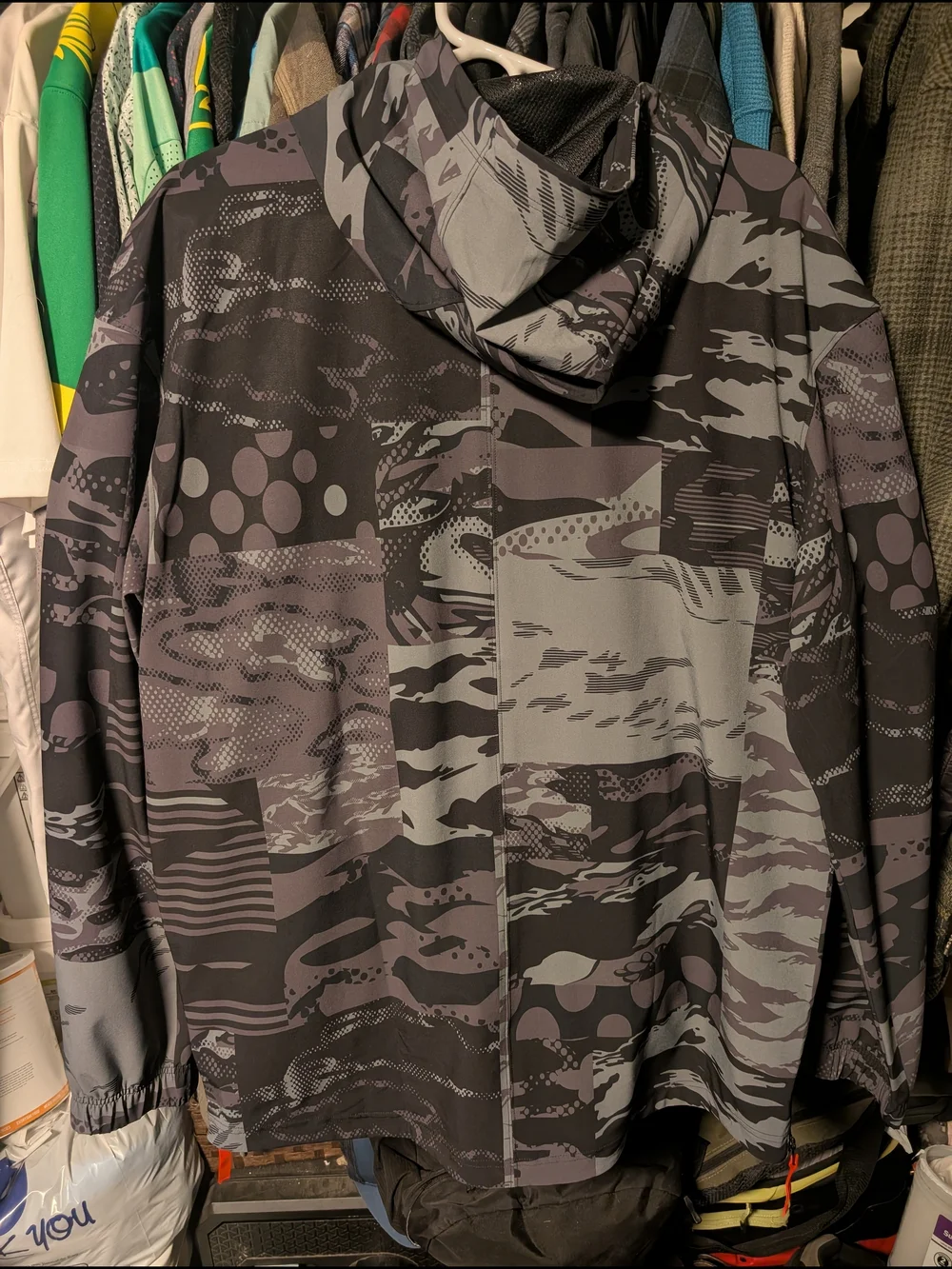LG Men’s Black & Gray Camo Performance Jacket.